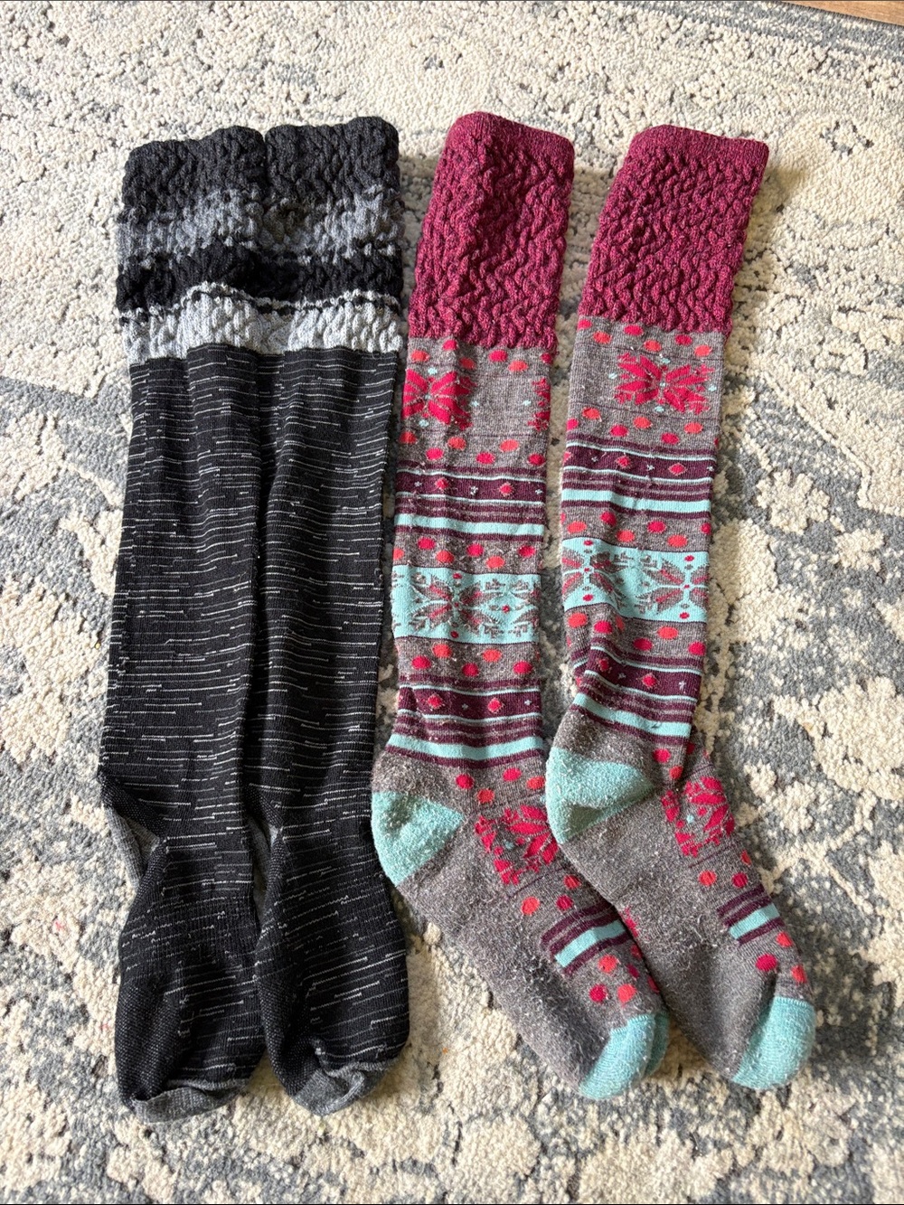 Smartwool sweater Cozy Patterned Knee-High Socks - Burgundy, Gray & Black